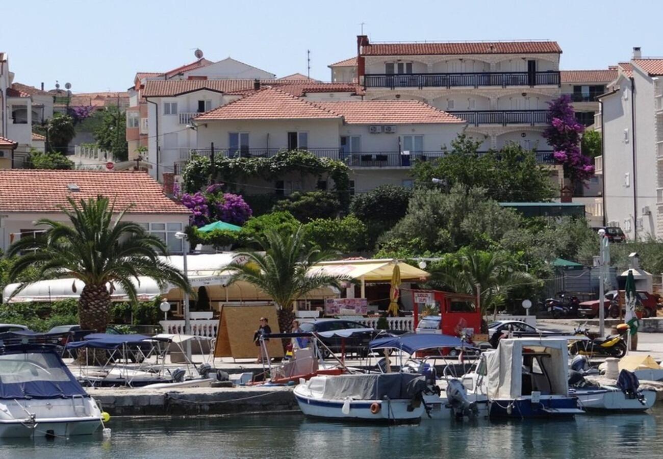Apartment Mara Trogir Extérieur photo