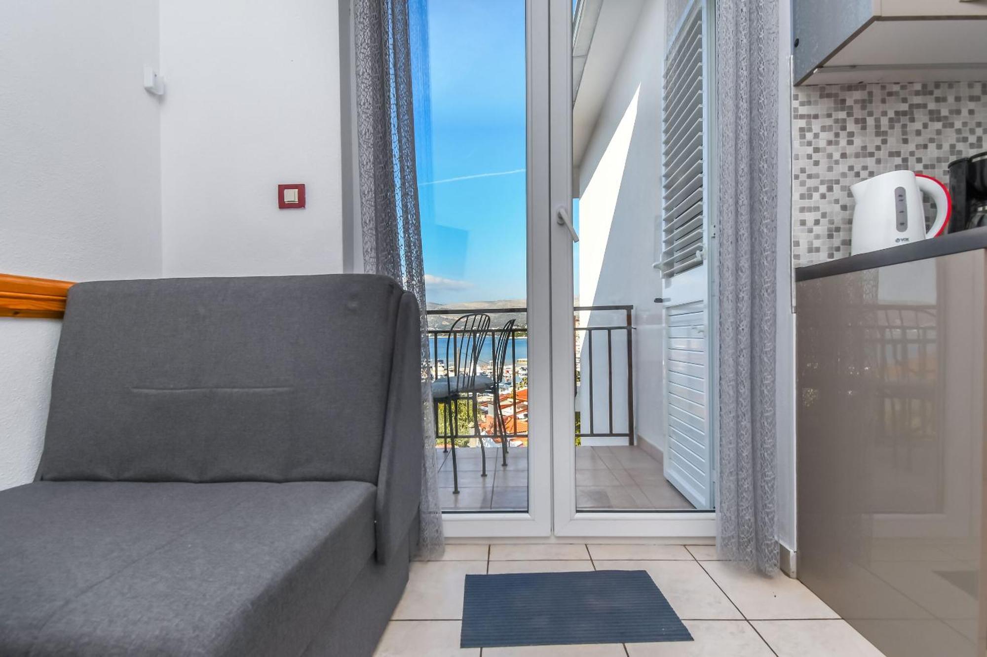 Apartment Mara Trogir Extérieur photo