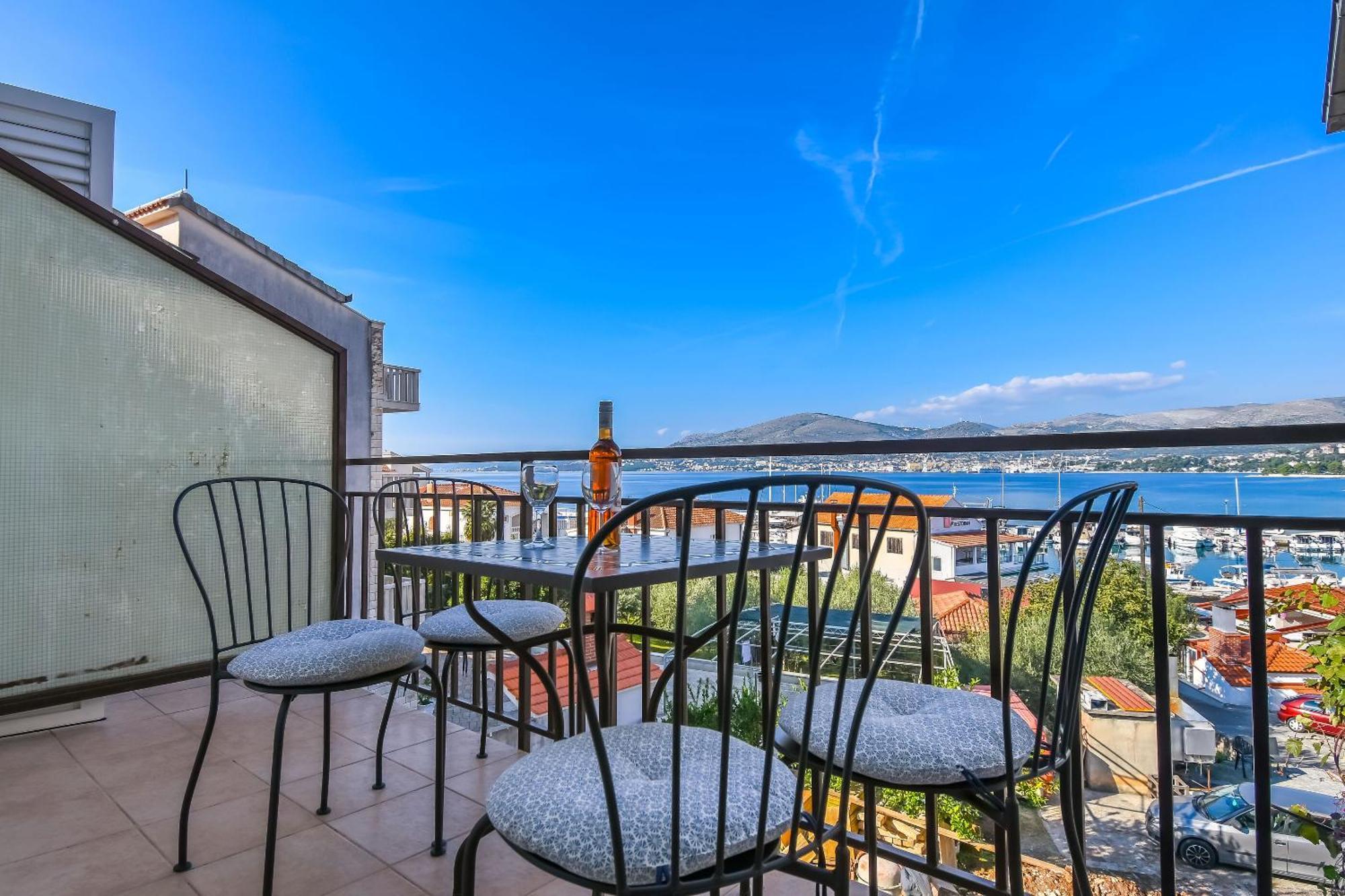 Apartment Mara Trogir Extérieur photo