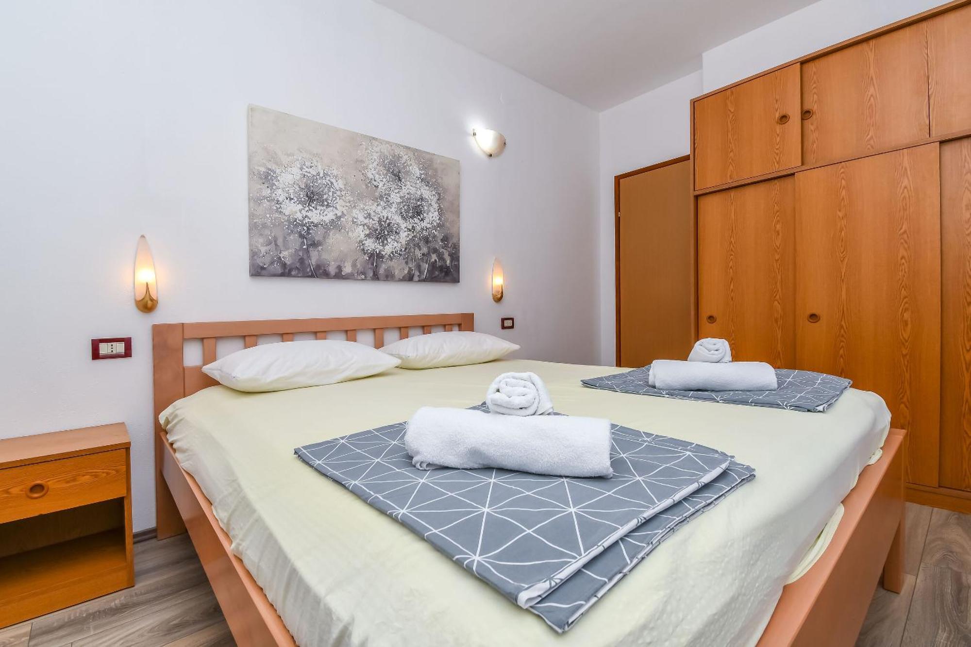 Apartment Mara Trogir Extérieur photo