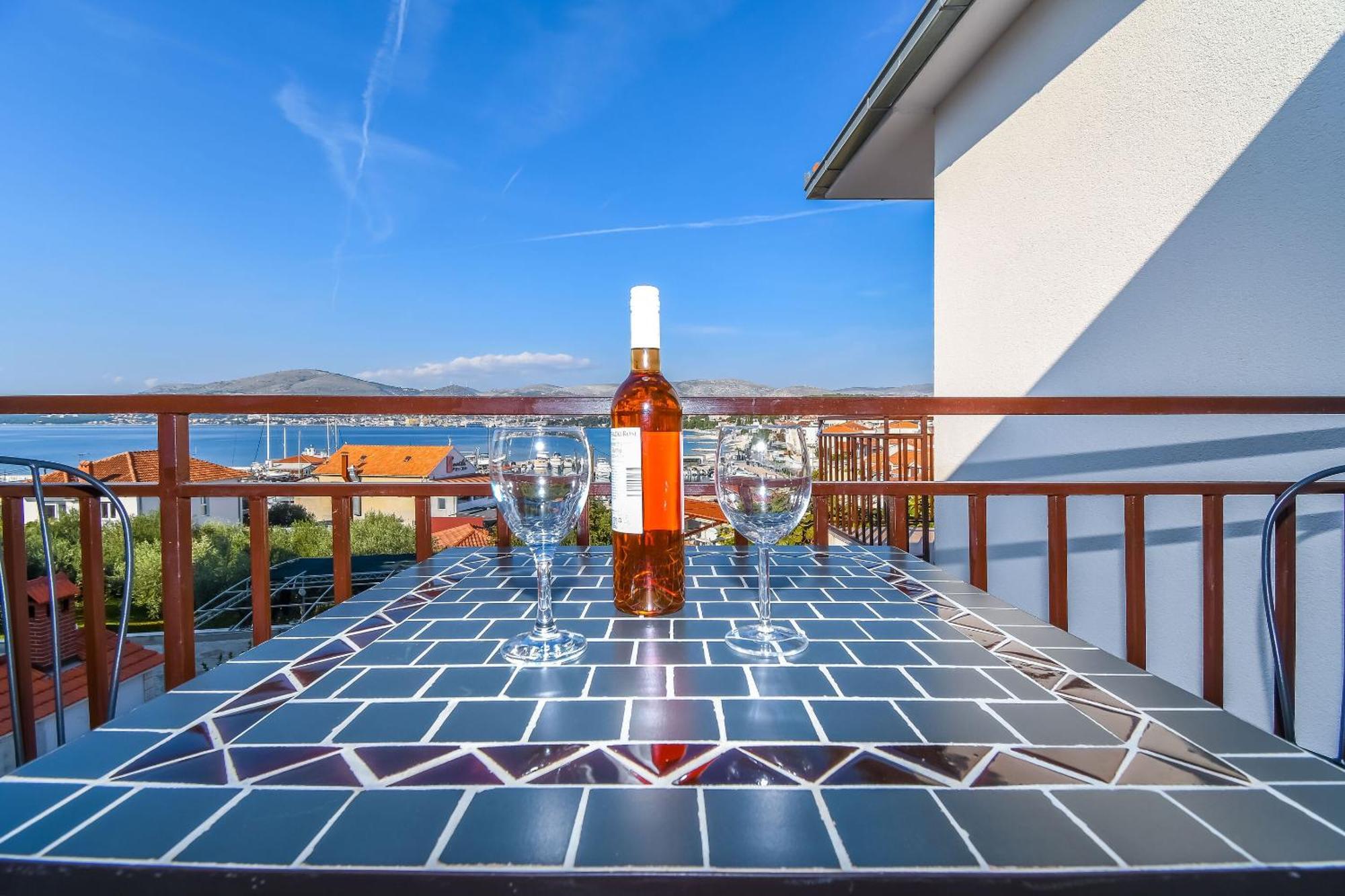 Apartment Mara Trogir Extérieur photo