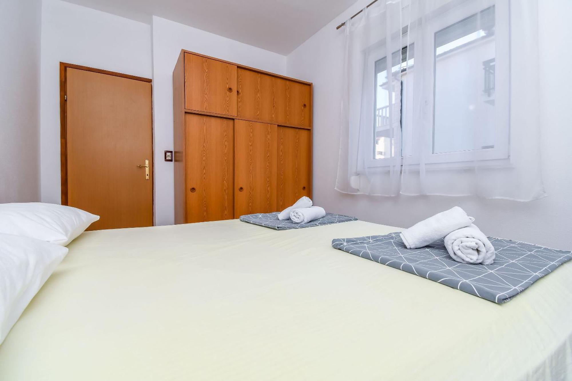 Apartment Mara Trogir Extérieur photo